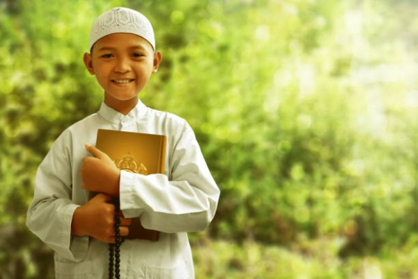 Menumbuhkan Kepekaan Politis pada Anak